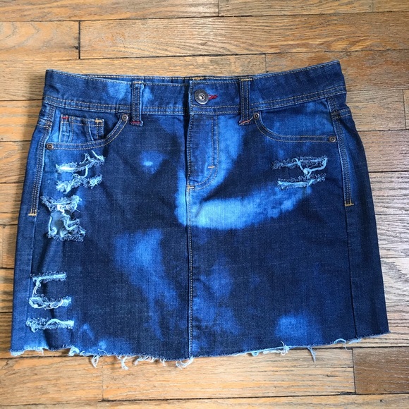 Wrangler Distressed Denim Skirt - Picture 3 of 4